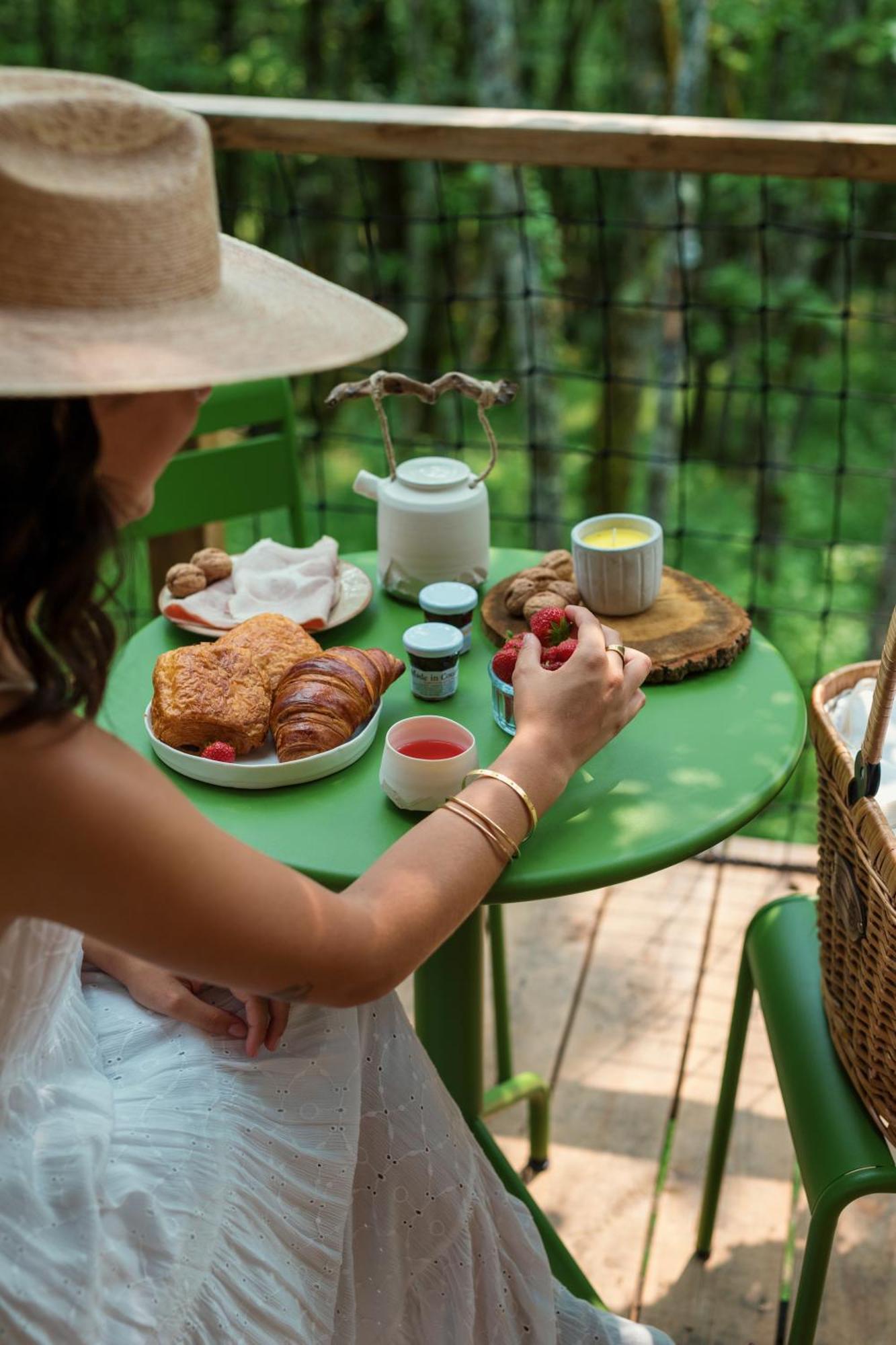 Wabi Sabi Lodge - Spa&Sauna Privatif - Foret Turenne Zewnętrze zdjęcie